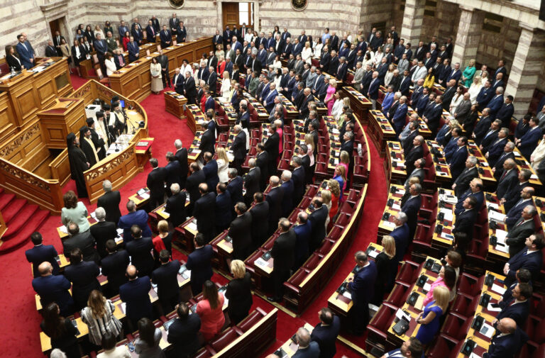 Ορκίστηκαν οι πέντε Σερραίοι βουλευτές – Χωρίς γυναικεία εκπροσώπηση μετά από 23 χρόνια