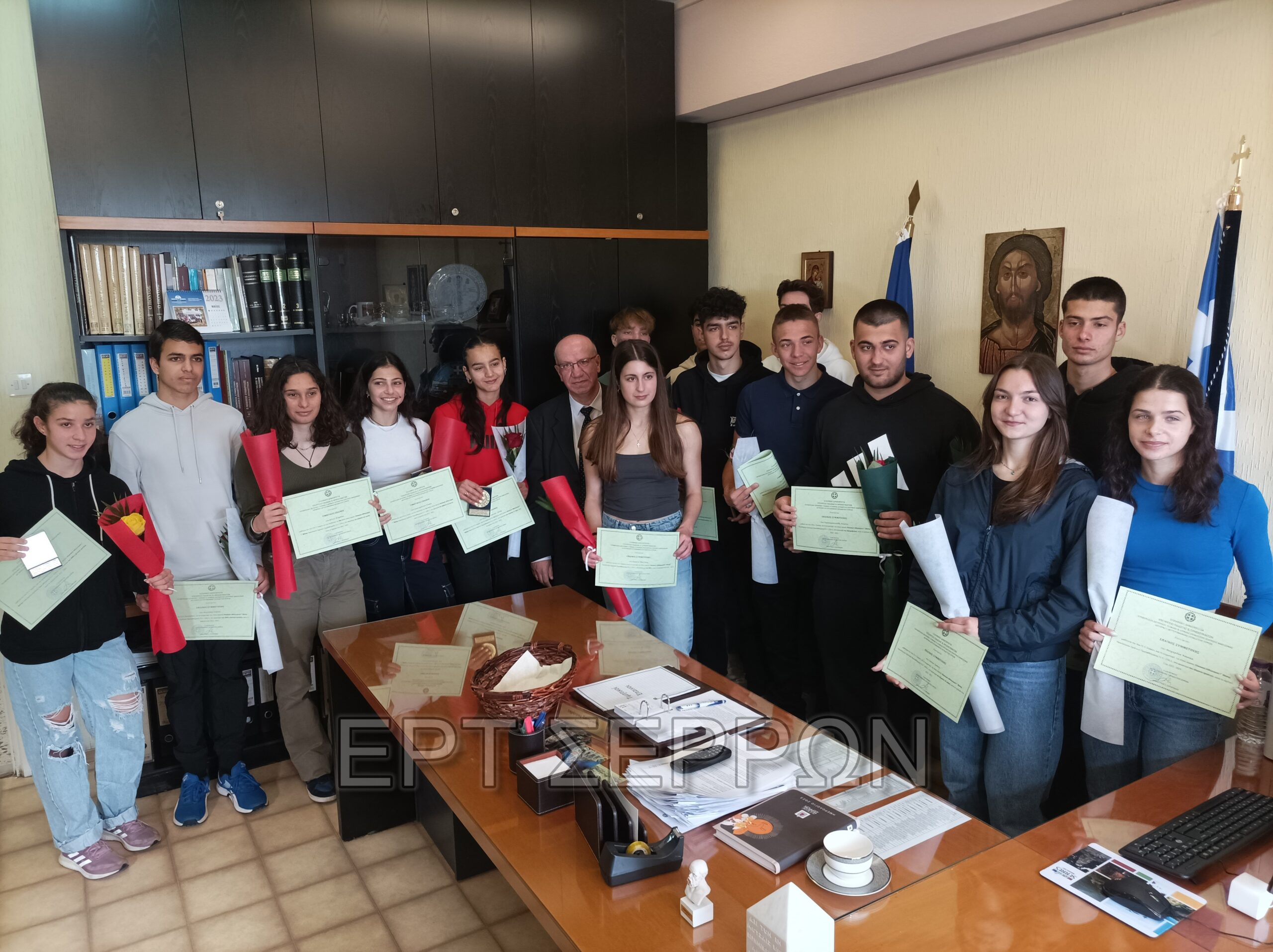 Σέρρες: Βραβεύτηκαν οι μαθητές που διακρίθηκαν στο Πανελλήνιο πρωτάθλημα στίβου