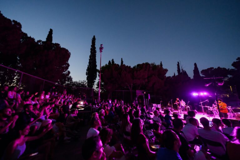 Όλη η Αθήνα μια Σκηνή: Open call για υποβολή προτάσεων στο φεστιβάλ του Δήμου Αθηναίων