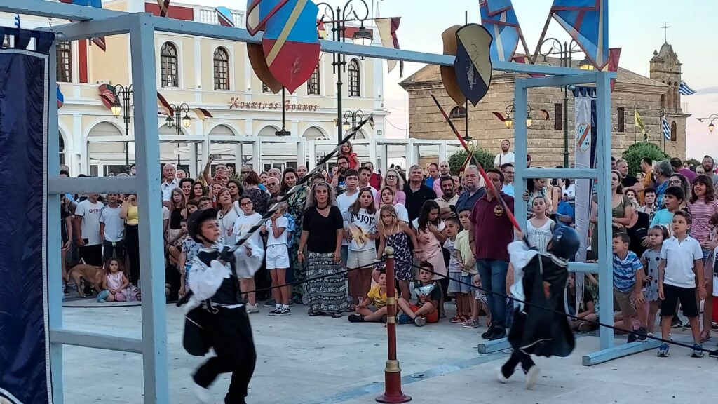 Ζάκυνθος: Αναβιώνει και φέτος η μοναδική μεσαιωνική «Γκιόστρα»