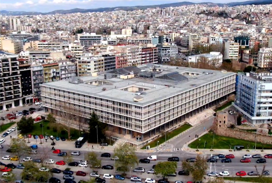 Θεσσαλονίκη: Απολογήθηκαν τρεις μοναχοί του Αγίου Όρους για ρίψη μολότοφ