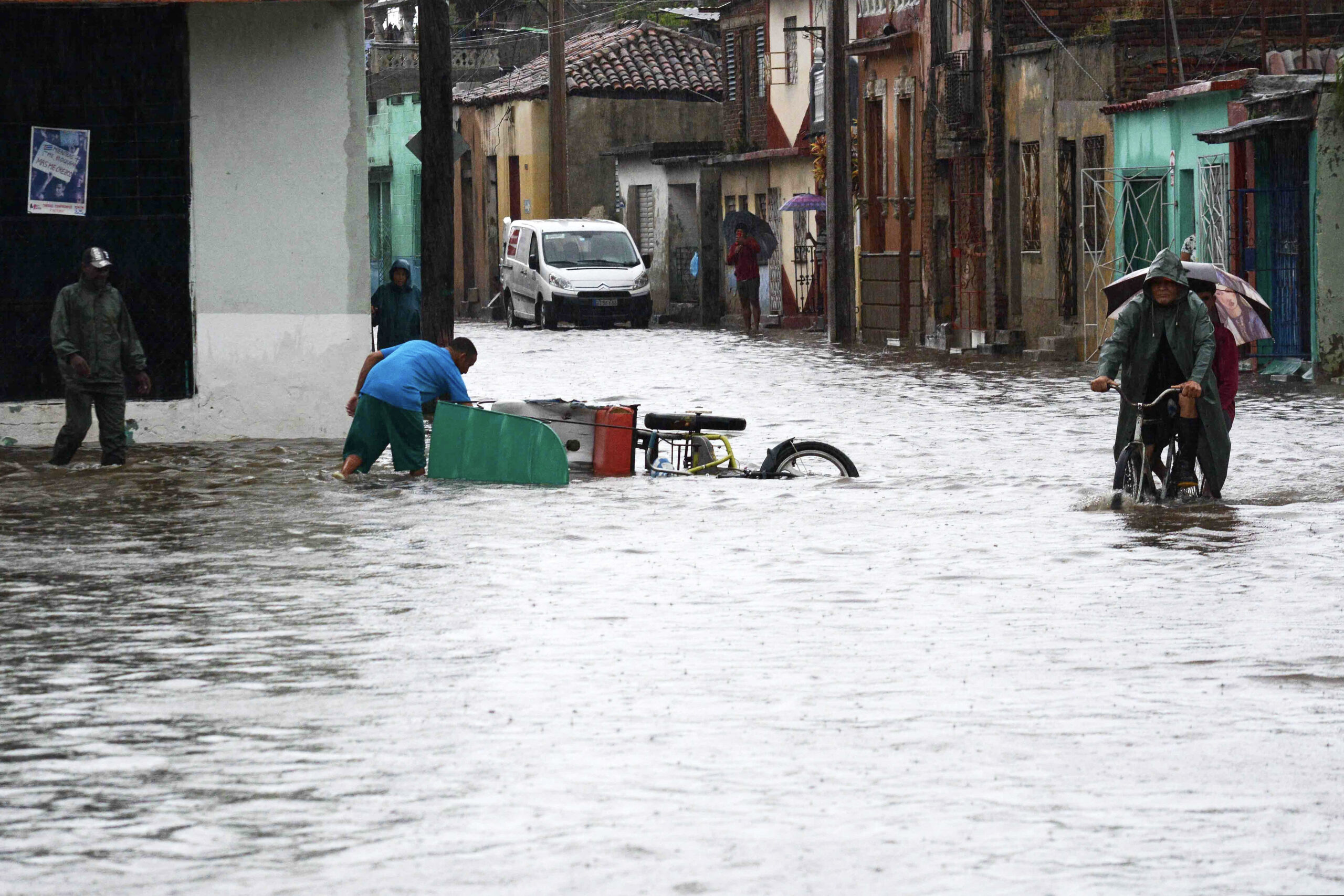 Κούβα: Έξι νεκροί από τις σφοδρές βροχοπτώσεις – Εκτεταμένες υλικές ζημιές