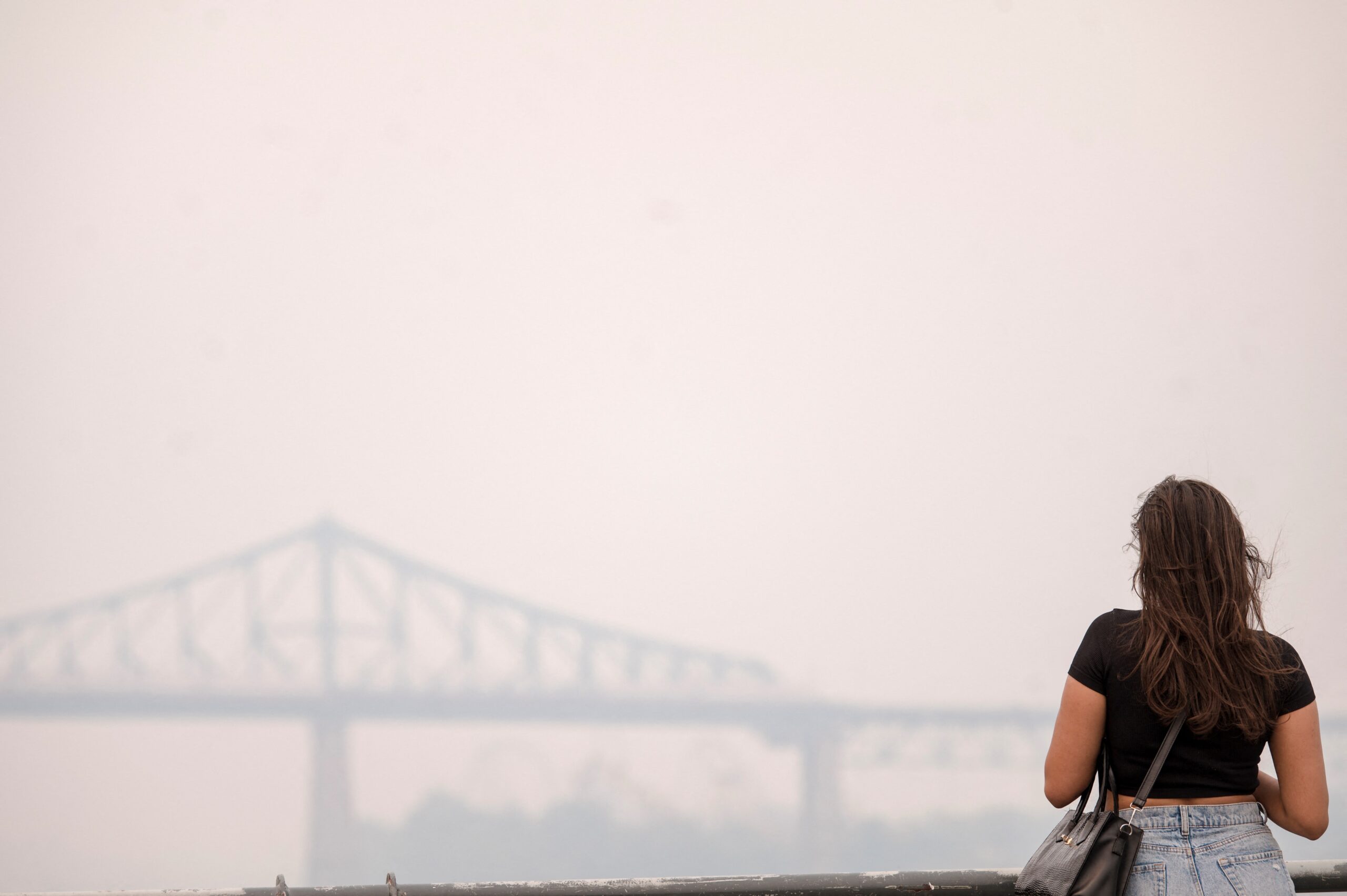 Πυρκαγιές στον Καναδά: Πέπλο καπνού κάλυψε το Μόντρεαλ – Η χειρότερη ατμοσφαιρική ρύπανση στον πλανήτη