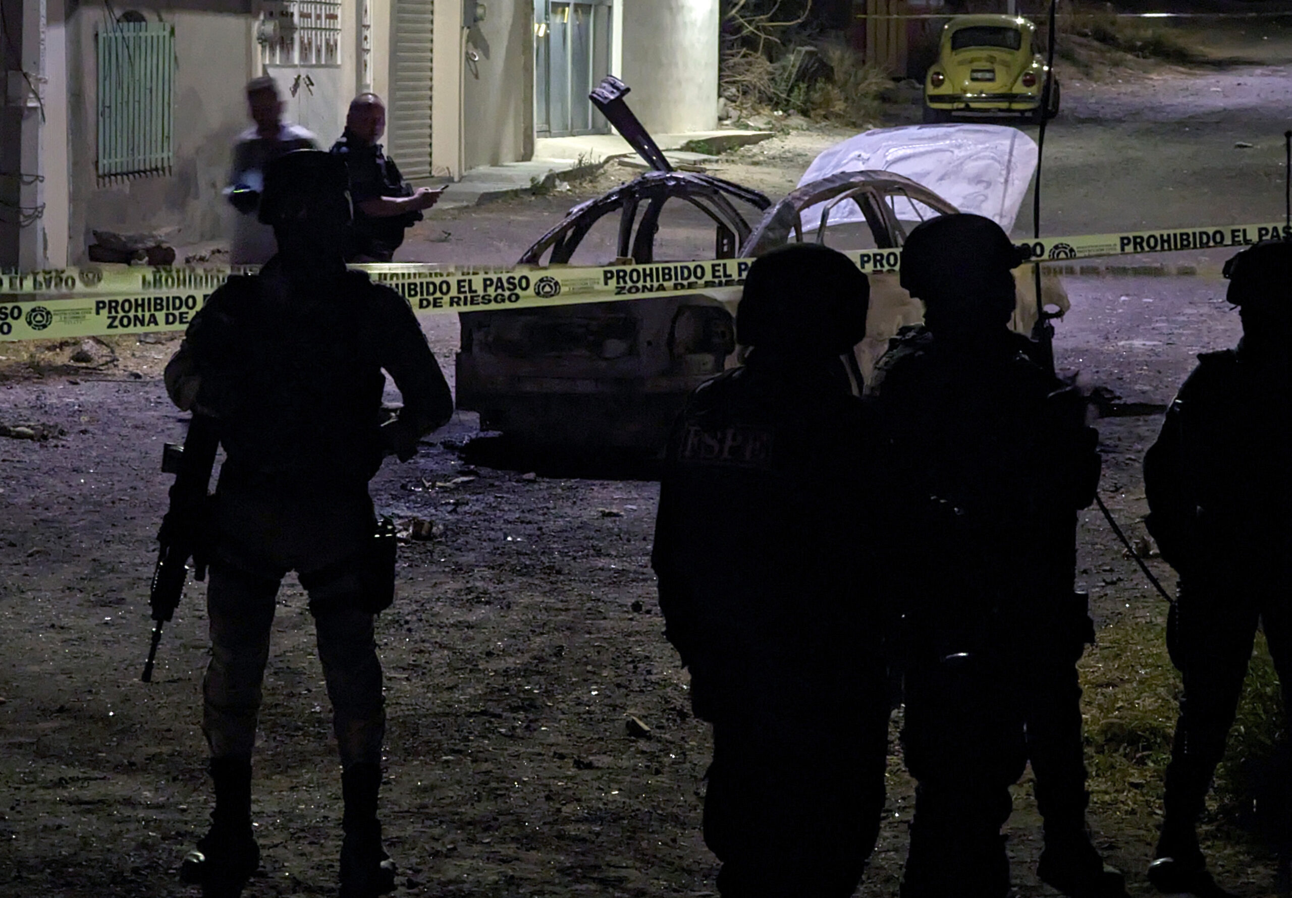 Αυτοκίνητο παγιδευμένο με εκρηκτικά ανατινάχθηκε στο Μεξικό – Τραυματίστηκαν τέσσερις αστυνομικοί
