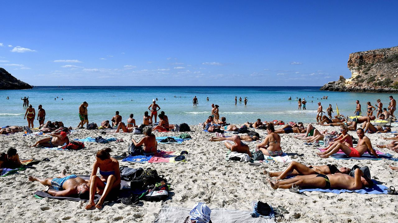 Οι ιταλικές παραλίες που θέτουν ημερήσιο πλαφόν στους επισκέπτες αυτό το καλοκαίρι