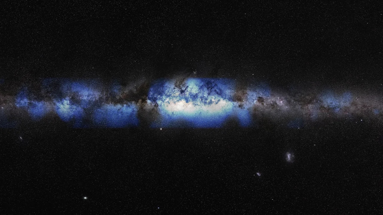 230629163908-01-neutrino-milky-way-portrait