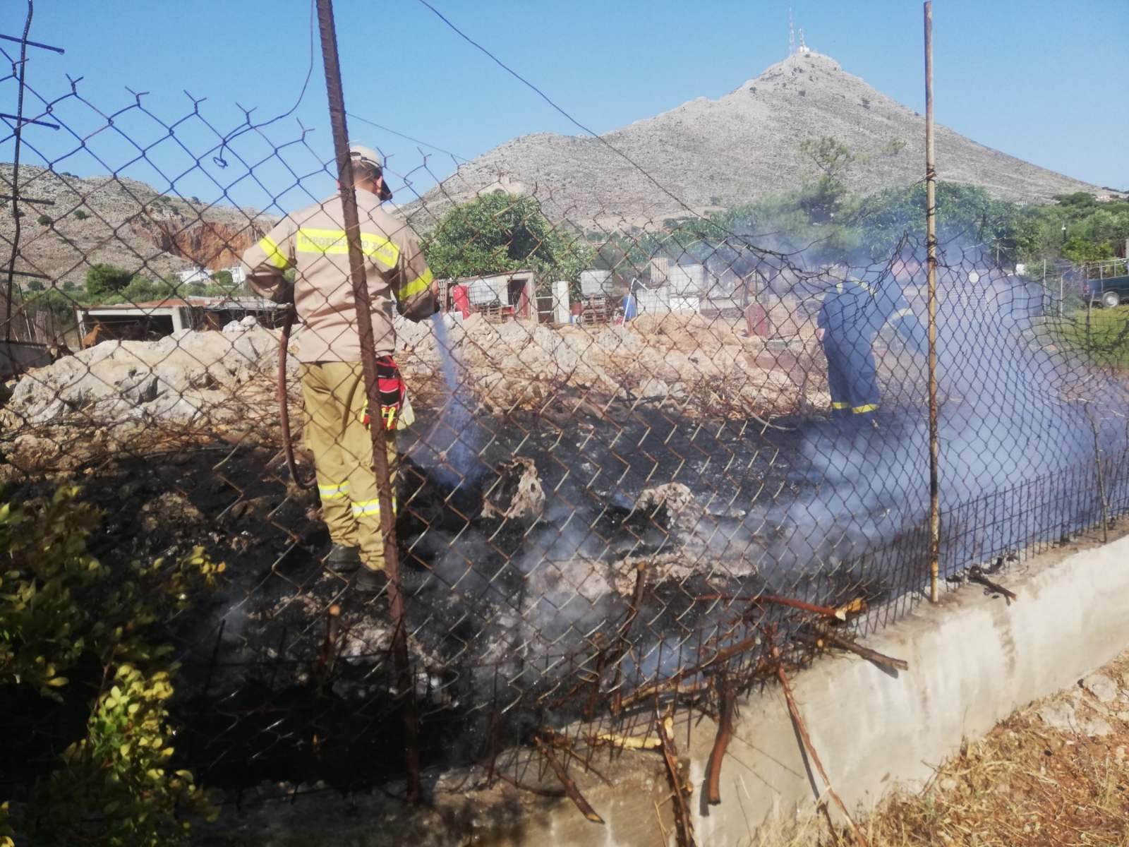 Ακρωτήρι Χανίων: Υπό έλεγχο η φωτιά στο Χορδάκι