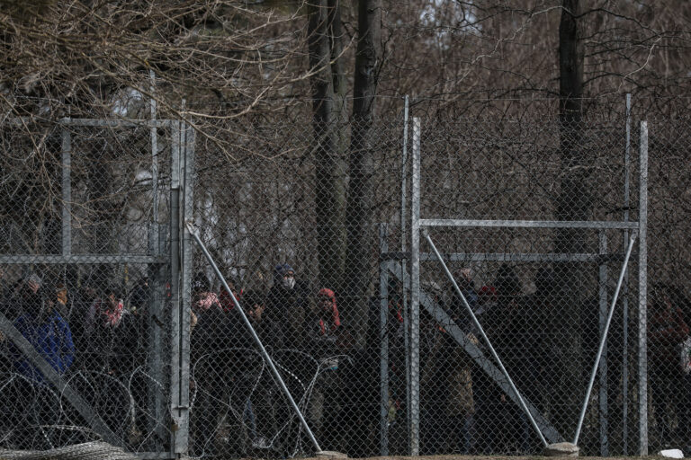 Έβρος: Σε δύο περιοχές εντοπίστηκαν μετανάστες – Ανάμεσά τους και παιδιά