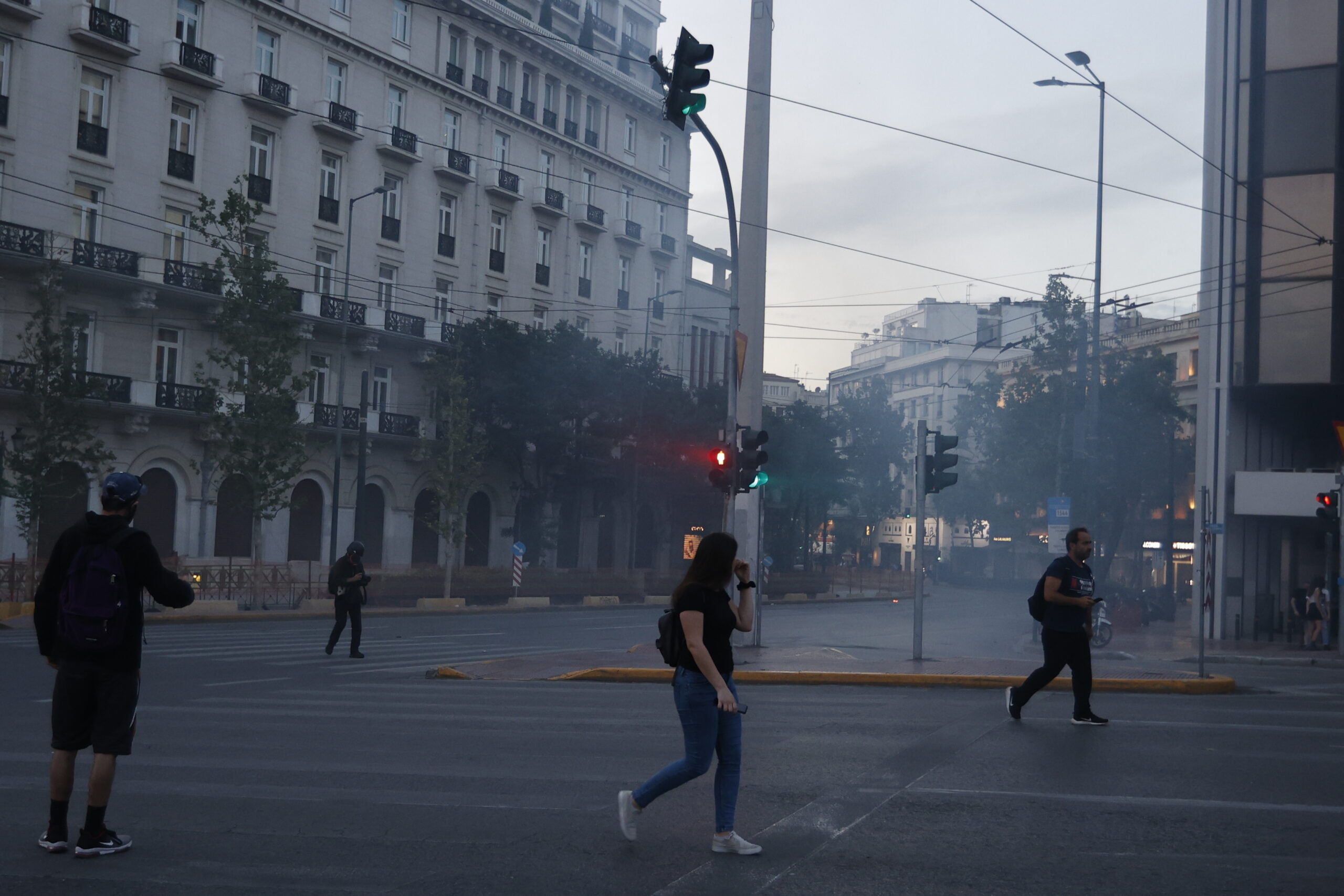 Επεισόδια στην Αθήνα σε πορεία διαμαρτυρίας για το πολύνεκρο ναυάγιο