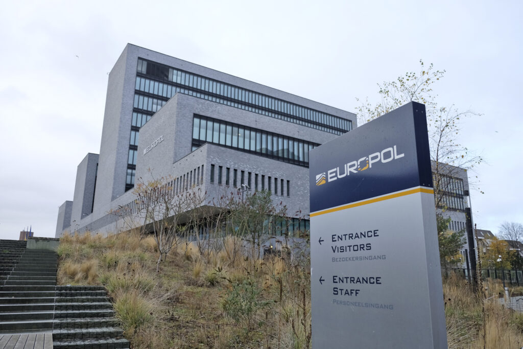 Europol: Συνελήφθη στην Ελλάδα ο «τραπεζίτης» των μεγαλύτερων εμπόρων ναρκωτικών της Ευρώπης