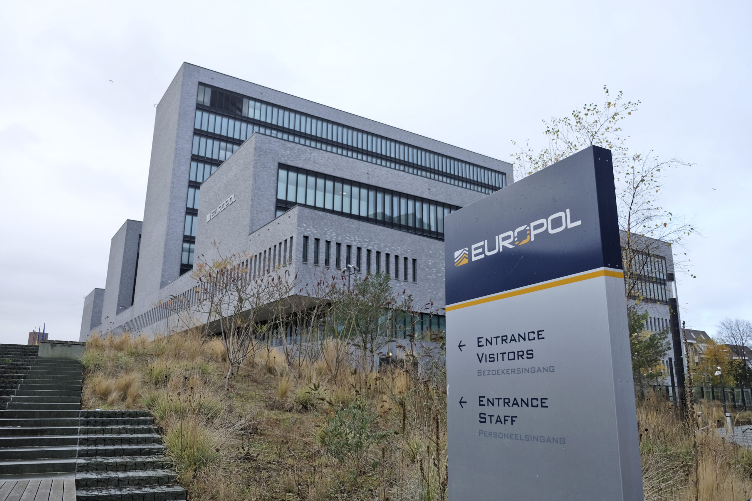 Europol: Υψηλός παραμένει ο κίνδυνος για τρομοκρατία και παραπληροφόρηση