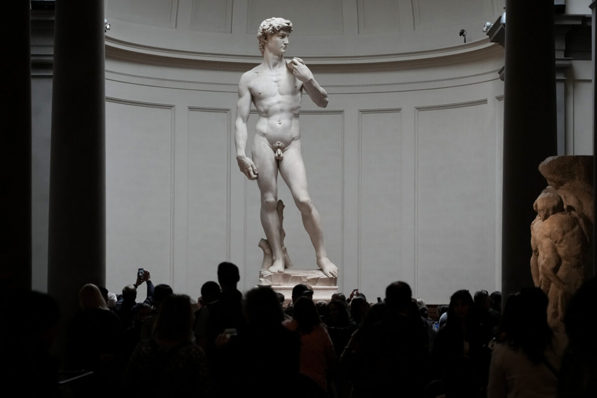 Un nuovo caso di censura del “David” di Michelangelo.