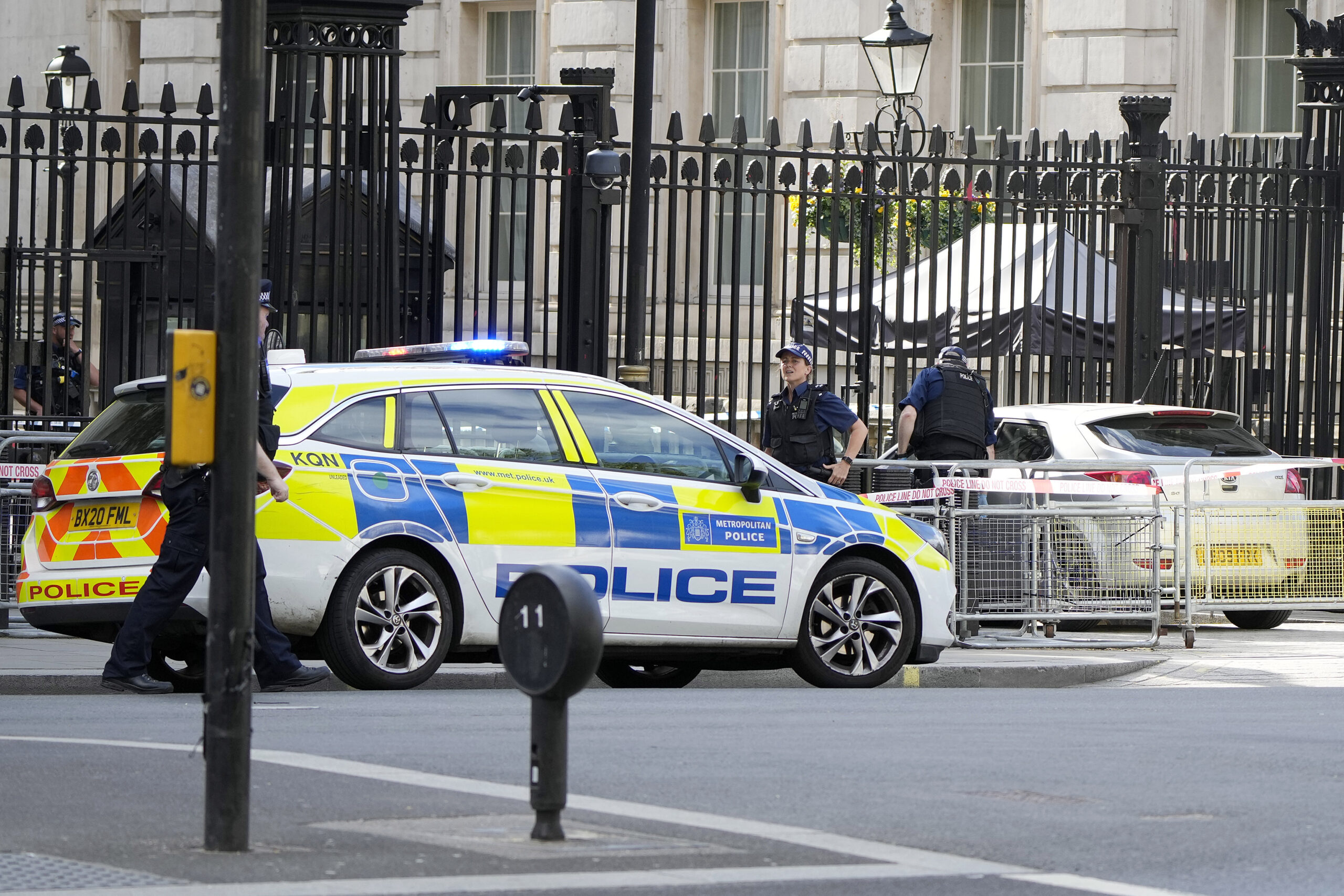 Βρετανία: Μεγάλη αστυνομική επιχείρηση στο Νότιγχαμ – Τρεις νεκροί, συνελήφθη ένας ύποπτος