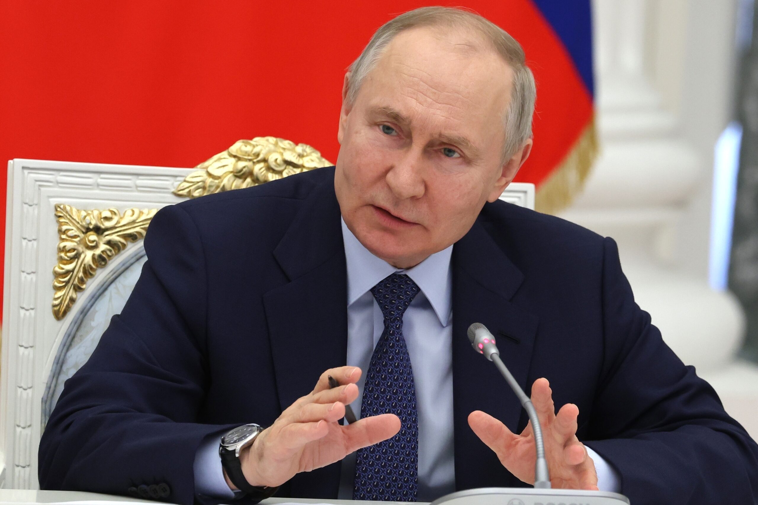 Ο Πούτιν επικύρωσε τη συμφωνία για την εξαγωγή φυσικού αερίου στην Κίνα