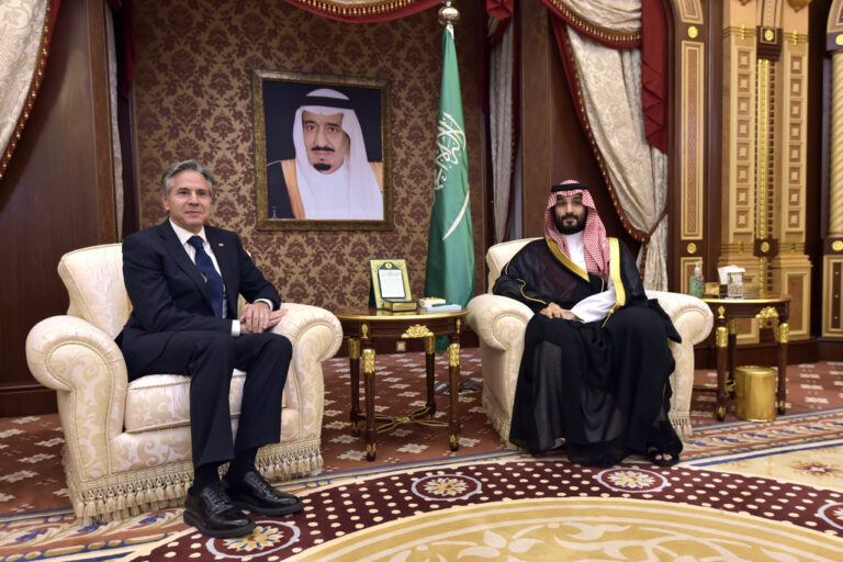 Συνάντηση Μπλίνκεν με τον πρίγκιπα διάδοχο της Σαουδικής Αραβίας