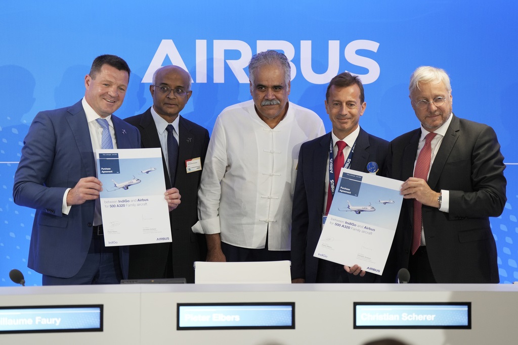 Ιστορική παραγγελία 500 αεροσκαφών για την Airbus από την εταιρεία χαμηλού κόστους της Ινδίας IndiGo