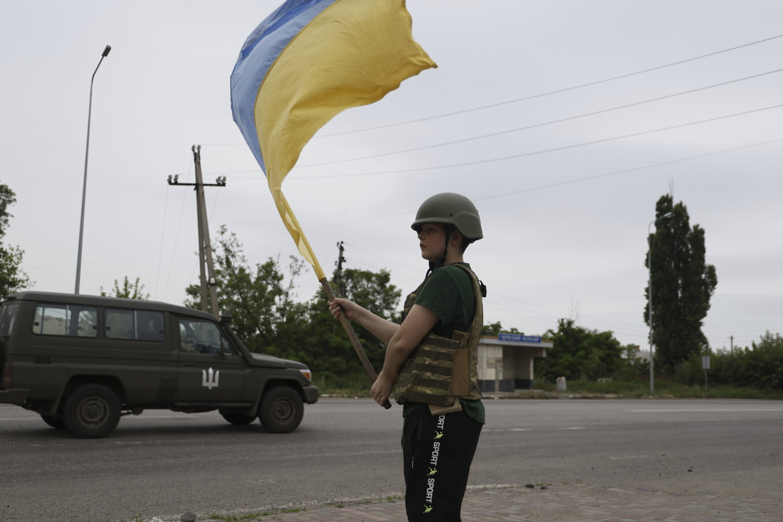 Ουκρανία: Τρεις άμαχοι νεκροί από ρωσικό βομβαρδισμό στο Χάρκιβ
