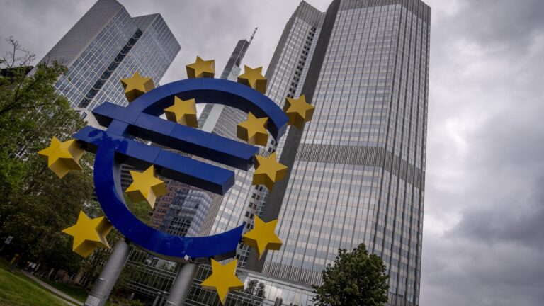 Ένθετο Οικονομία: Με το βλέμμα στις συνεδριάσεις FED και ΕΚΤ