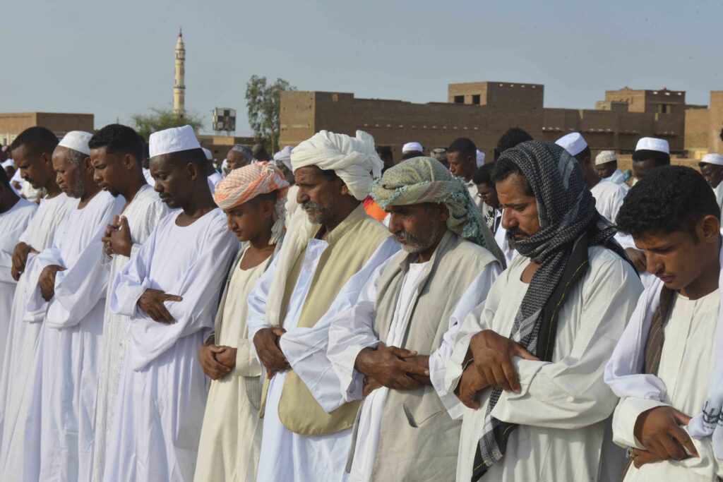 Σουδάν: Συνεχίζεται ο ανελέητος πόλεμος παρά τη  θρησκευτική γιορτή Έιντ αλ Άντχα – Εκρήξεις ακούγονται στο Χαρτούμ