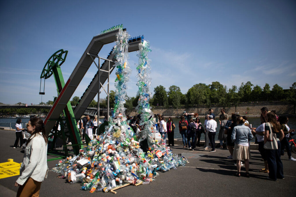Greenpeace: Στην τελική ευθεία οι διαπραγματεύσεις του ΟΗΕ για να μπει τέλος στην πλαστική ρύπανση
