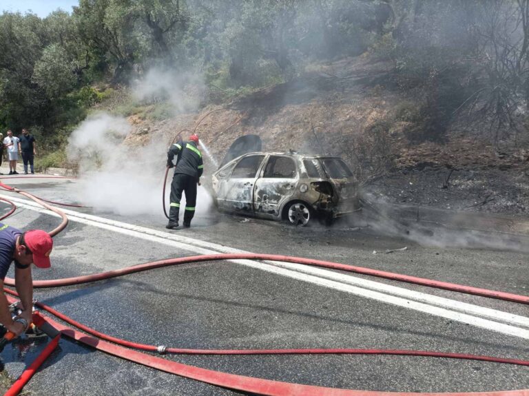 Βγήκε σώος από φλεγόμενο αυτοκίνητο στον επαρχιακό δρόμο Βόλου – Αργαλαστής