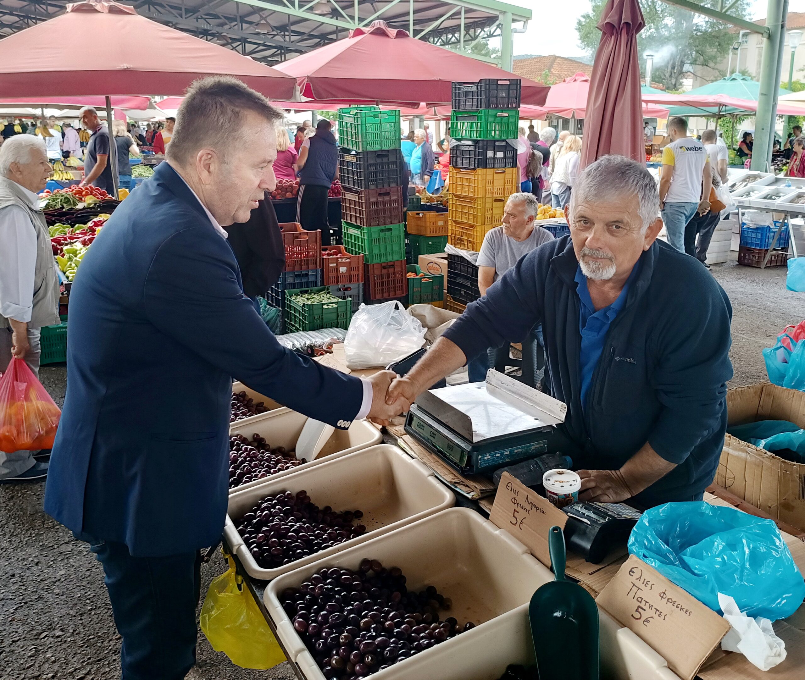 Λάρισα: Στη λαϊκή των Φαρσάλων κλιμάκιο του ΣΥΡΙΖΑ ΠΣ