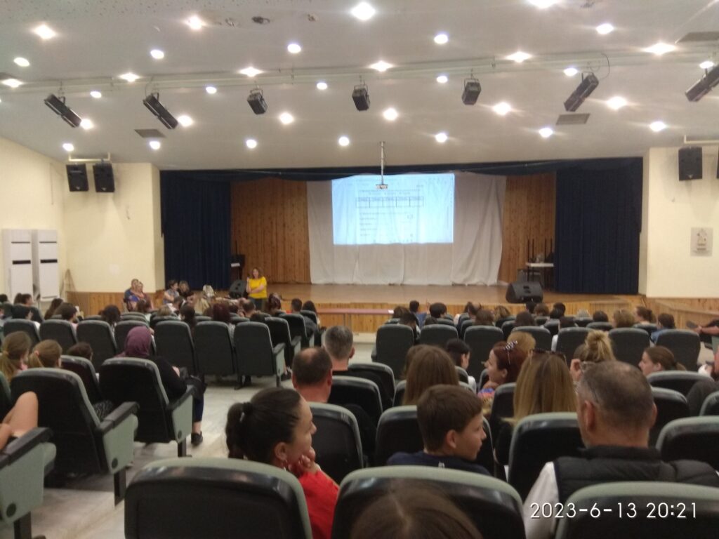 Πρώτος σταθμός για όλους και όλες τους – τις υποψηφίους –ες για εγγραφή οι κατατακτήριες εξετάσεις της 19ης Ιουνίου.