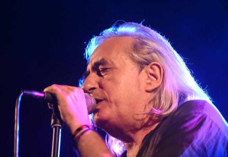 Θεσσαλονίκη: Ο Γιάννης Αγγελάκας & 100°C στο θέατρο Κήπου- Special guests Υπόγεια Ρεύματα