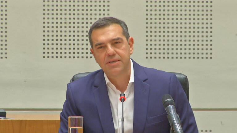 Αλ. Τσίπρας: Η απάντηση στις κρίσεις και στην ακροδεξιά δεν είναι η «viral μεταπολιτική»