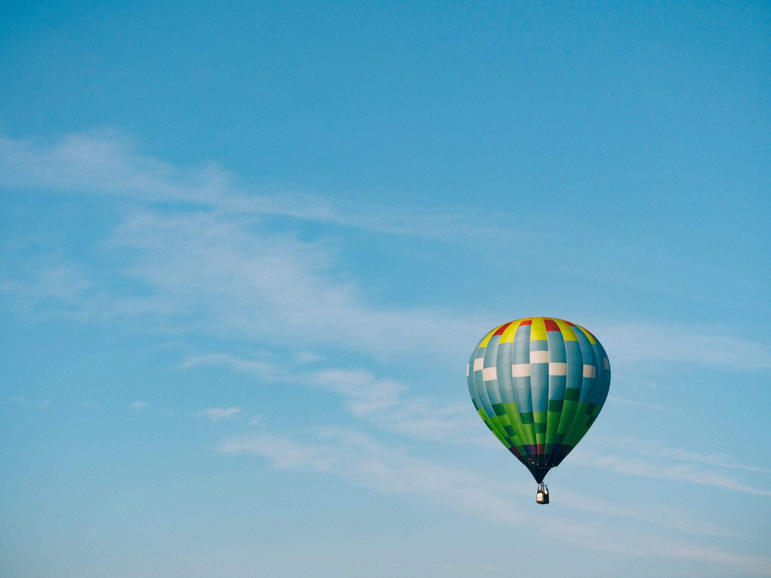 aaron-burden--3Dc-I-65ug-unsplash