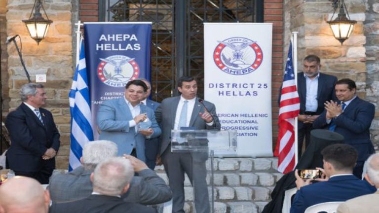 Βράβευση του Πρέσβη των ΗΠΑ Γιώργου Τσούνη στο ετήσιο συνέδριο της ΑΗΕPA Hellas στην Ναύπακτο