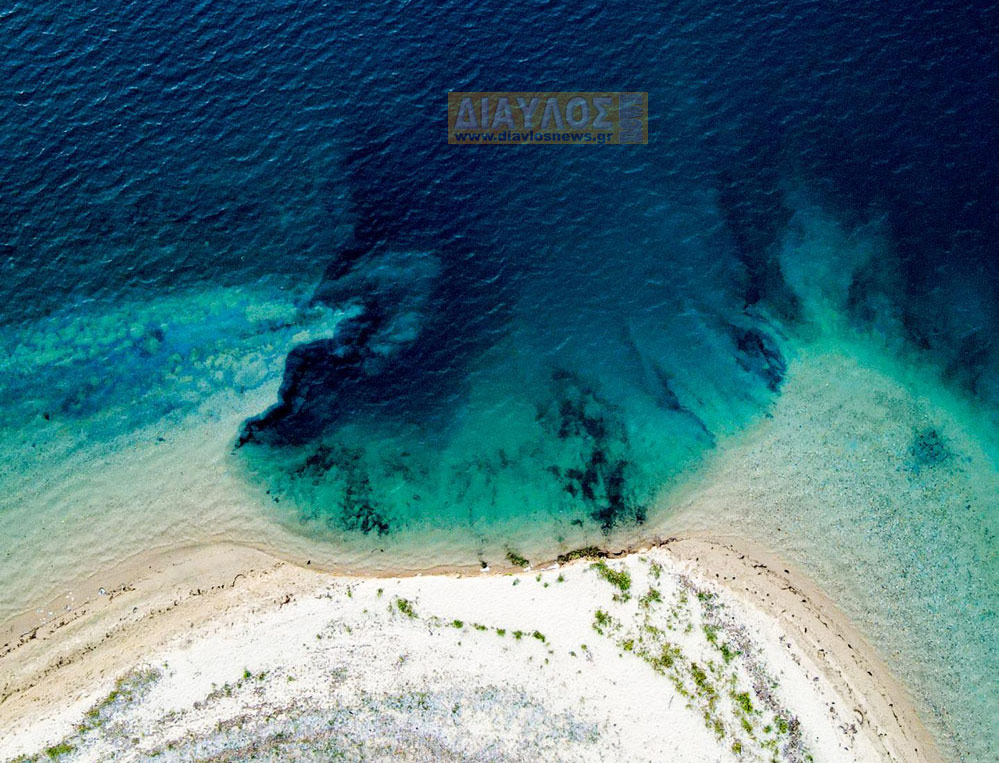 Ρωγμές σε σπίτια σε χωριά της Αταλάντης και καθίζηση σε παραλία στην Αιδηψό προκάλεσαν τα 4,8 Ρίχτερ – Τι λένε οι σεισμολόγοι