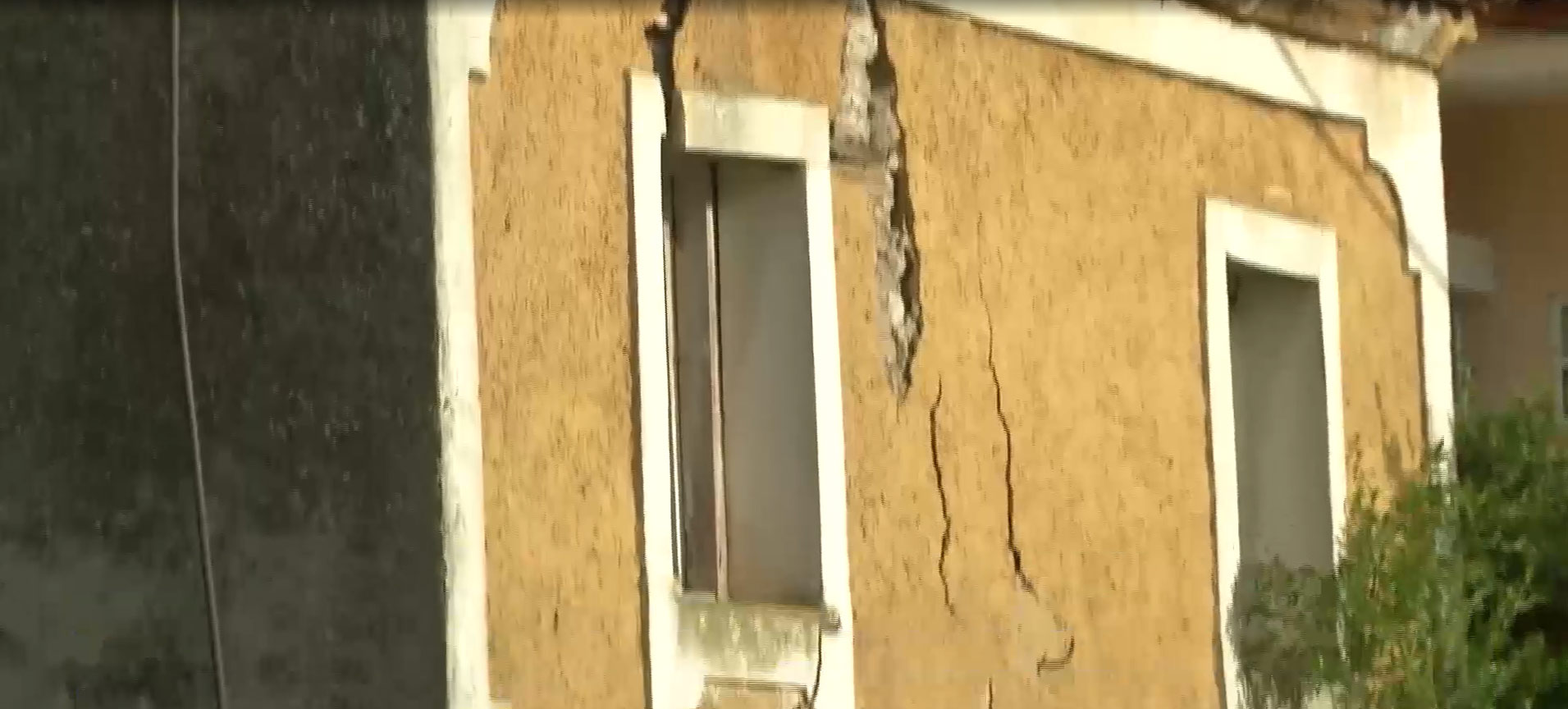 Ρωγμές σε σπίτια σε χωριά της Αταλάντης και καθίζηση σε παραλία στην Αιδηψό προκάλεσε ο σεισμός των 4,8 Ρίχτερ – Τι λένε οι κάτοικοι