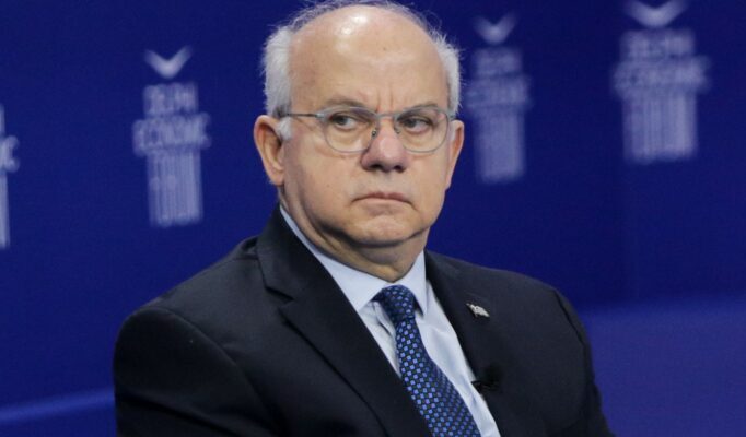Ντένης Πλέσσας