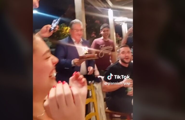 Ο Κουτσούμπας έκανε έκπληξη σε 26χρονο που είχε γενέθλια – Εμφανίστηκε με την τούρτα σε μαγαζί – Viral έγινε στο TikTok