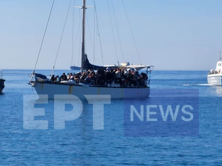 Αίσιο τέλος για τους 80 μετανάστες στη νότια Κρήτη – Αποβιβάστηκαν στους Καλούς Λιμένες (video)