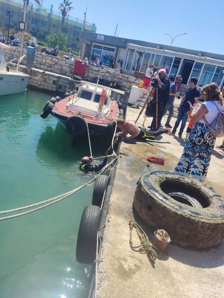 Ηράκλειο: Εθελοντική δράση καθαρισμού στο Ενετικό Λιμάνι από το Λιμεναρχείο, τον ΟΛΗ και φορείς
