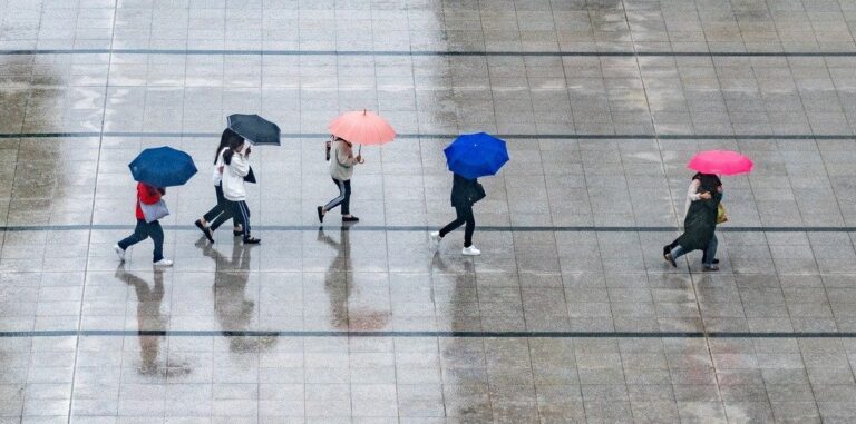 Ο καιρός με την Ε. Κατιρτζόγλου: Αλλαγή σκηνικού με βροχές και καταιγίδες