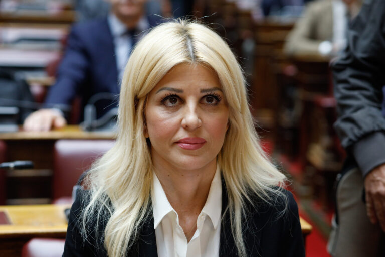 Η Έλενα Ράπτη αναλαμβάνει νέα Υφυπουργός Τουρισμού