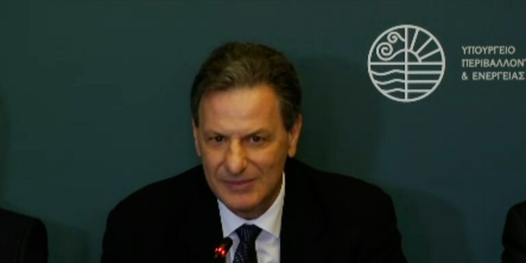 Τελετή παράδοσης – παραλαβής ΥΠΕΝ – Σκυλακάκης: Στις προτεραιότητες το «Εξοικονομώ» και η αντιμετώπιση της ενεργειακής φτώχειας