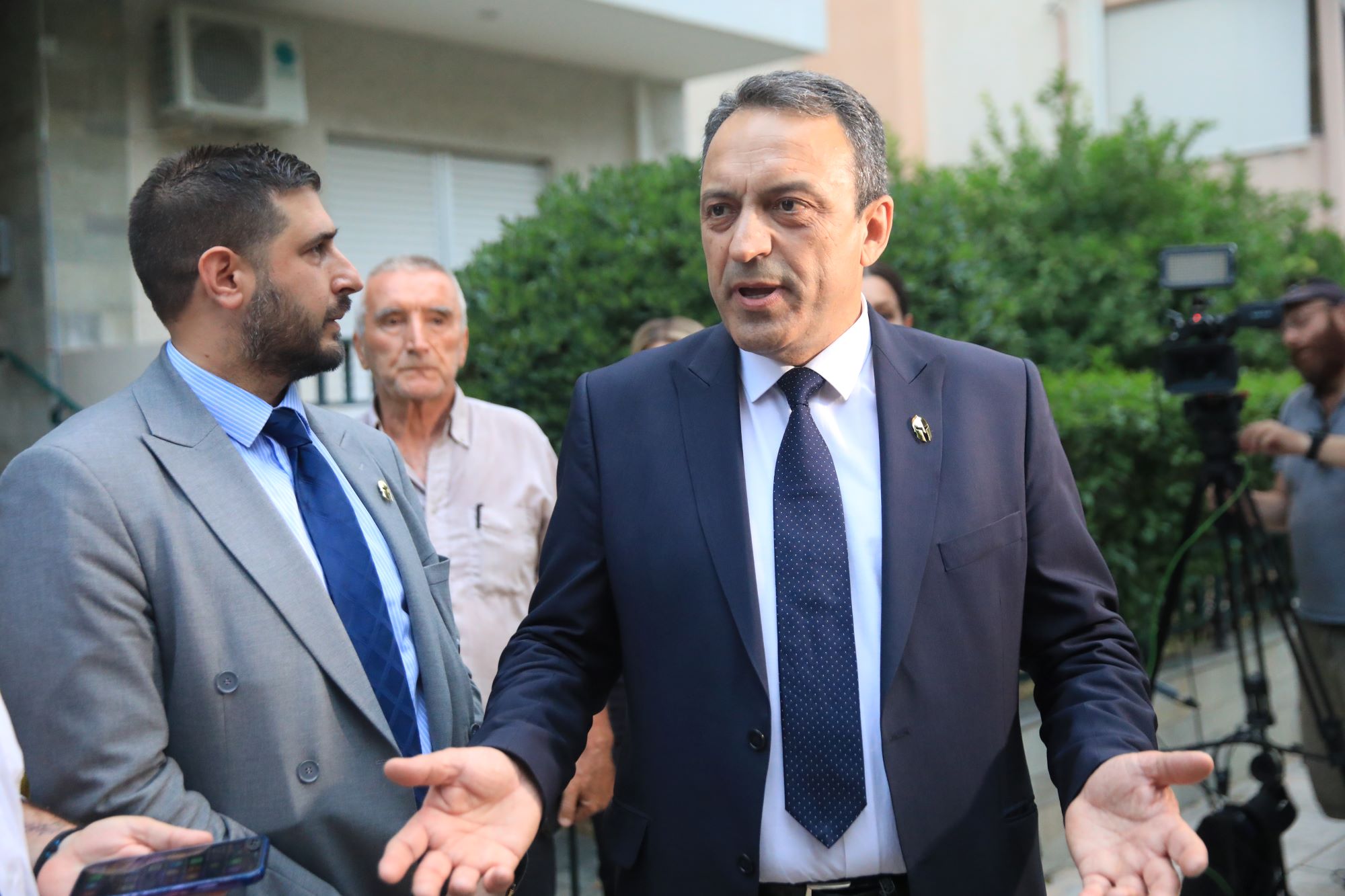 Τι σχολίασαν για την αναστολή χρηματοδότησης στους «Σπαρτιάτες» οι Μ. Κατρίνης και Ν. Ρωμανός