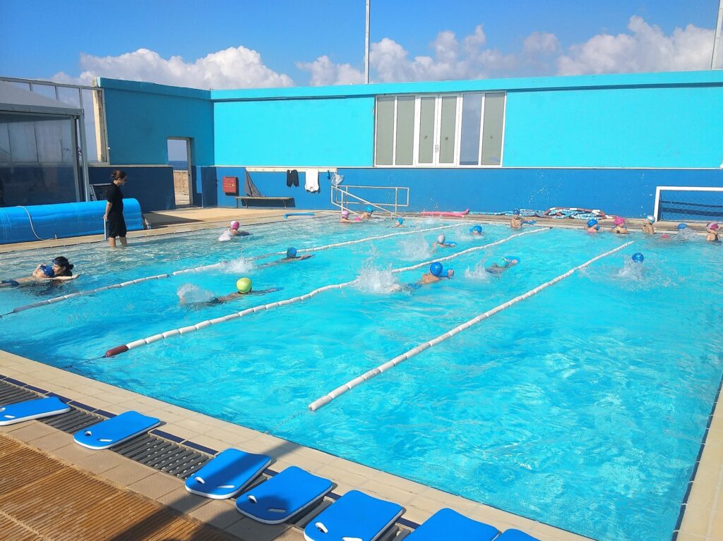 Χανιά: 49 Δημοτικά σχολείο και 1515 μαθητές συμμετείχαν στα μαθήματα κολύμβησης