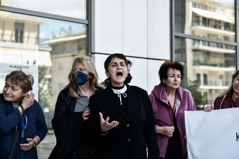 Ξεσπά η μητέρα της Τοπαλούδη για την δολοφονία στην Κω: Έχω γίνει λιώμα – Παραδειγματική τιμωρία σε τέτοια ειδεχθή εγκλήματα