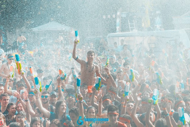 Η ανακοίνωση του WaterBoom Festival: Τηρήθηκαν τα μέτρα ασφαλείας, επικοινωνούμε με ΕΛΑΣ – Ζητούμε συγνώμη