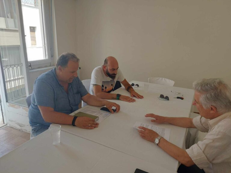 Συμμαχία για τον Βόλο:  “Απαίτηση οι θέσεις στάθμευσης για τα τουριστικά λεωφορεία”