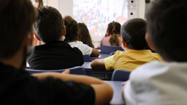 Υπουργείο Παιδείας: Τηλεκπαίδευση έως την Τετάρτη στα σχολεία της Θεσσαλίας – Ποια εξαιρούνται