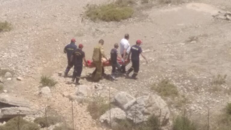 Ρόδος: Χωρίς τις αισθήσεις του ανασύρθηκε τουρίστας μετά από πεζοπορία στα Κολύμπια