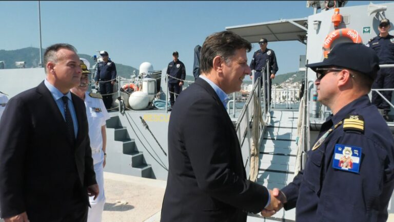 Επίσκεψη του Μ. Βαρβιτσιώτη στη Λέσβο