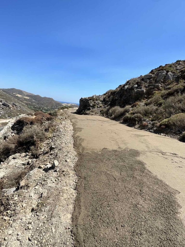 Δημιουργία χώρου στάθμευσης 300 θέσεων στο Κουρταλιώτικο φαράγγι