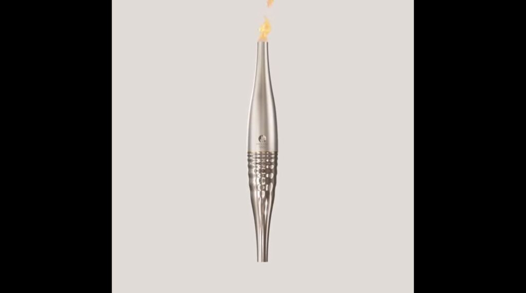 Ολυμπιακοί Αγώνες – Παρίσι 2024: Αυτή είναι η ολυμπιακή δάδα – Κατασκευάζουν 2.000 κομμάτια